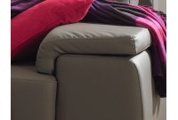 Canapé d'angle 6 places en simili cuir beige foncé