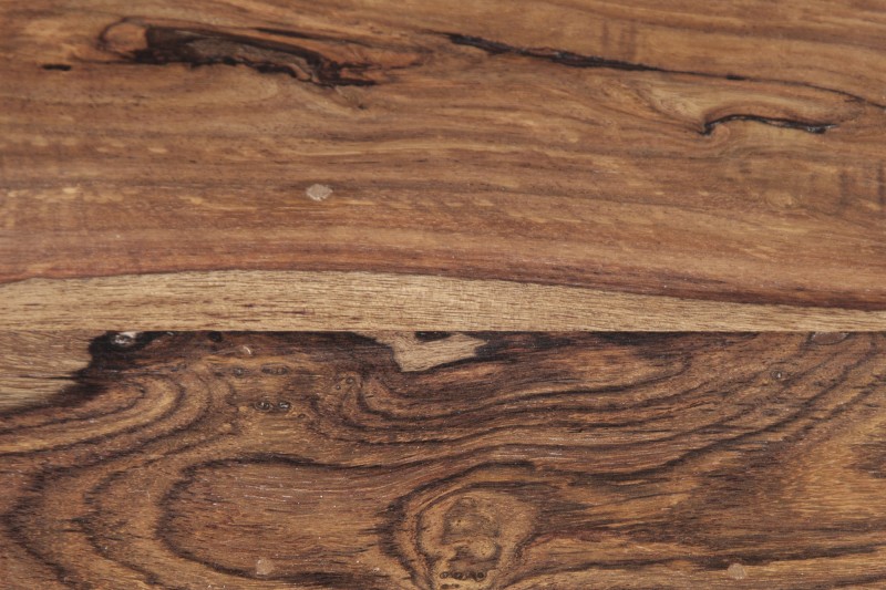 Table basse carrée 60 cm en bois massif