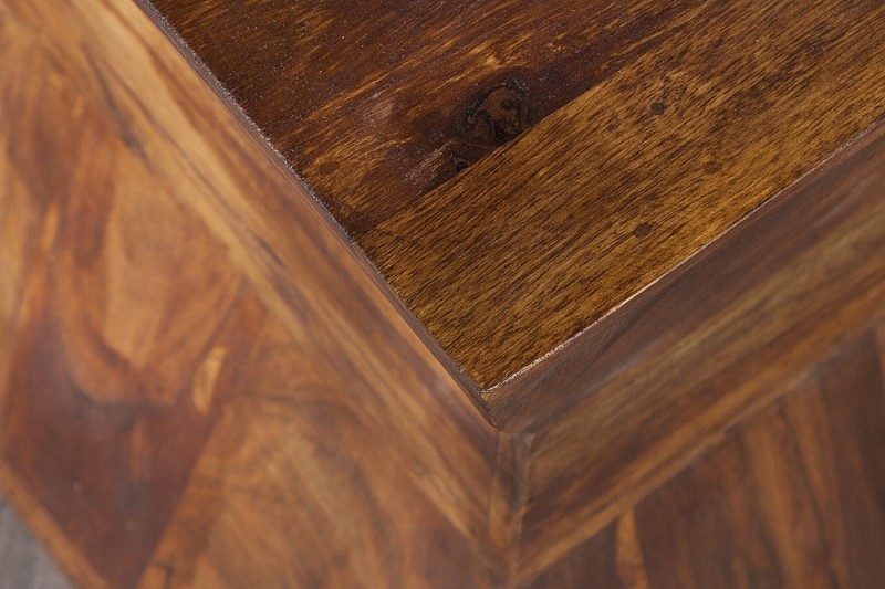 Table d'appoint en bois massif design pyramide