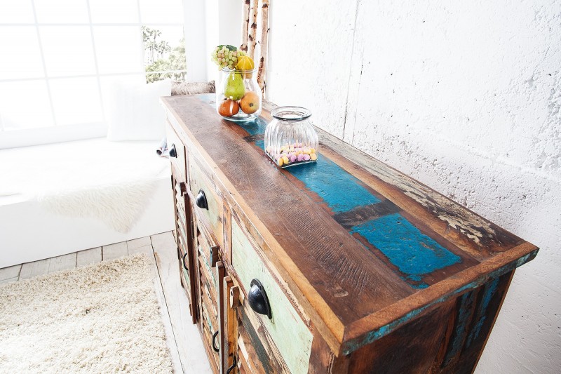 Bahut design industriel en bois massif recyclé