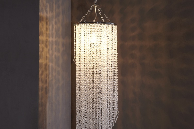 Long lustre transparent suspendue avec anneaux