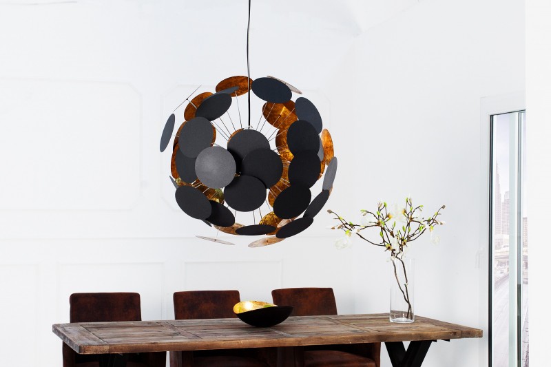 Lampe suspendue de design boule en métal coloris doré et noir