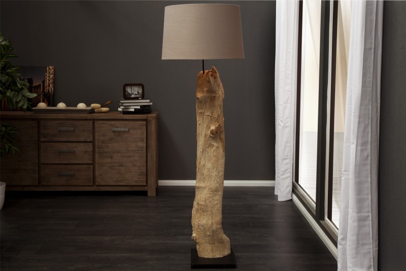 Lampadaire en bois flotté coloris beige