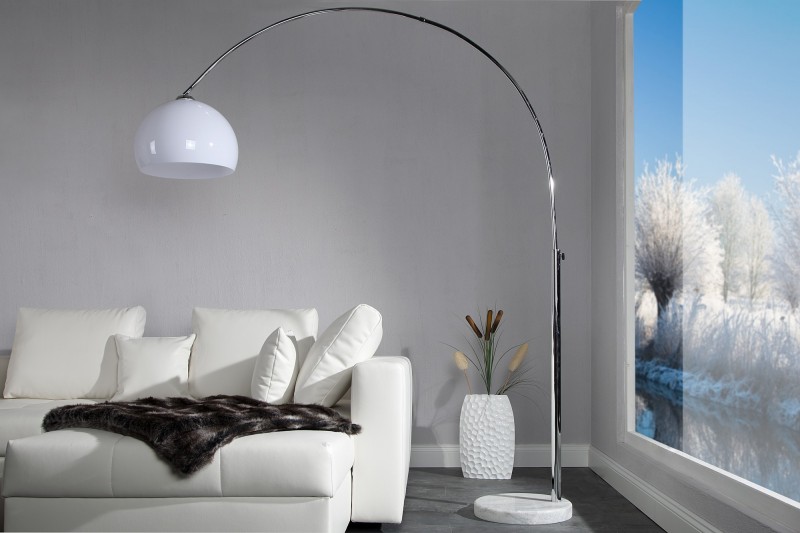 Lampadaire extensible 175-205cm coloris blanc