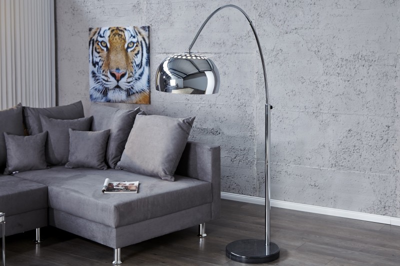 Lampadaire extensible de 175 à 205cm  argenté