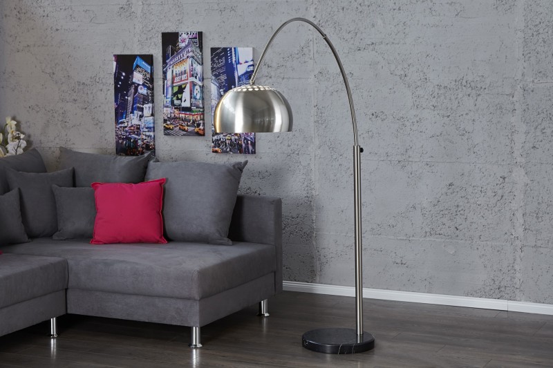 Lampadaire extensible de 170 à 210cm  argenté