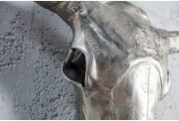 Objet de décoration murale en crâne de taureau teinté argenté