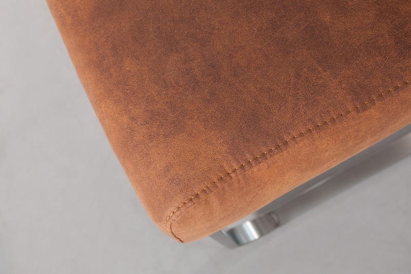Lot de 4 chaises design brun avec piétement en acier