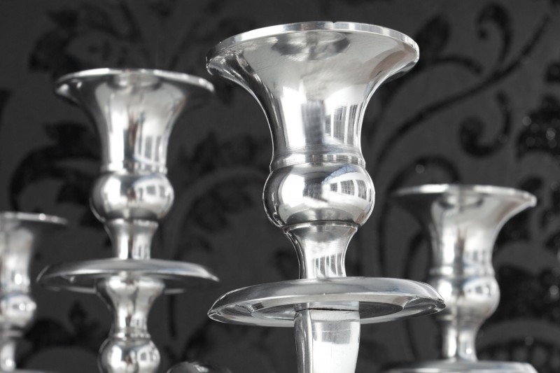 Chandelier style broque 5 branches en aluminium argenté