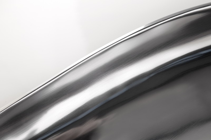 Bol de fruits décoratif en aluminium argenté Bol de fruits décoratif en aluminium argenté