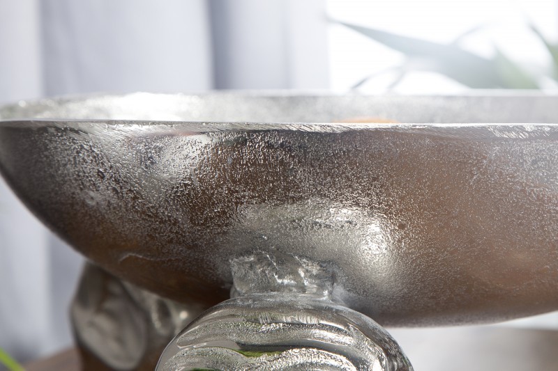 Bol de fruits design crânes en aluminium argenté Bol de fruits design crânes en aluminium argenté