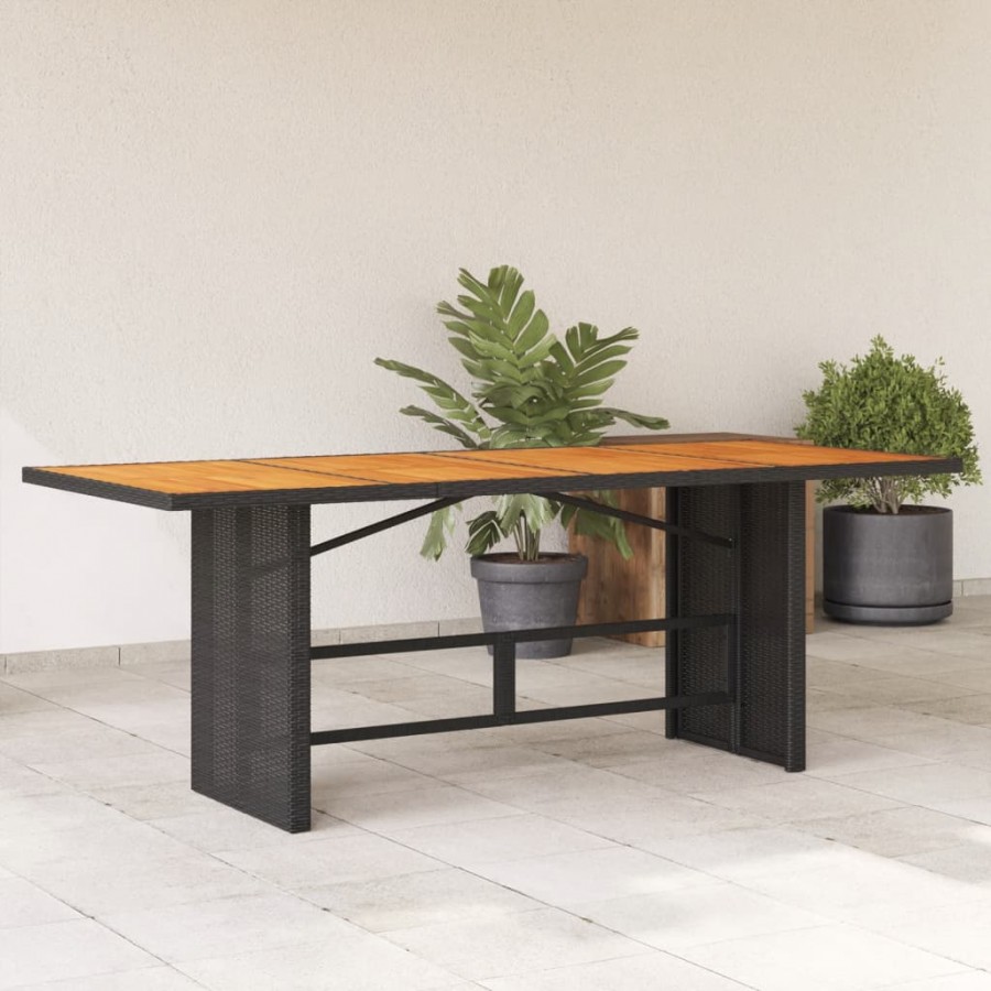 Table de jardin avec dessus en bois...