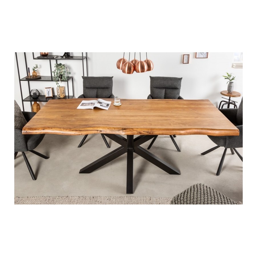 Table en Bois Massif 180cm avec Pieds Mikado en Métal Noir Table en Bois Massif 180cm avec Pieds Mikado en Métal Noir