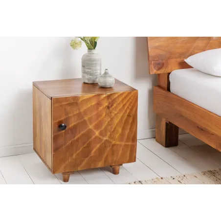 Table de chevet en bois massif de manguier – Design artisanal avec façade 3D sculptée