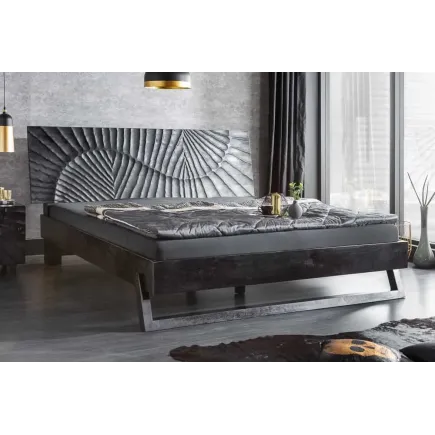 Lit double massif en bois de manguier noir 180 x 200 cm – Design sculpté artisanal et robuste