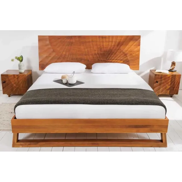 Lit double en bois massif de manguier 180 x 200 cm – Sculpté à la main, finition brune élégante