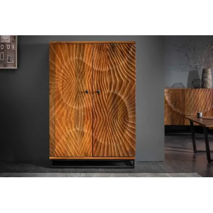 Meuble de bar SCORPION 141 cm – Bois massif de manguier brun sculpté, piètement noir, rangement pour bouteilles et verres 2