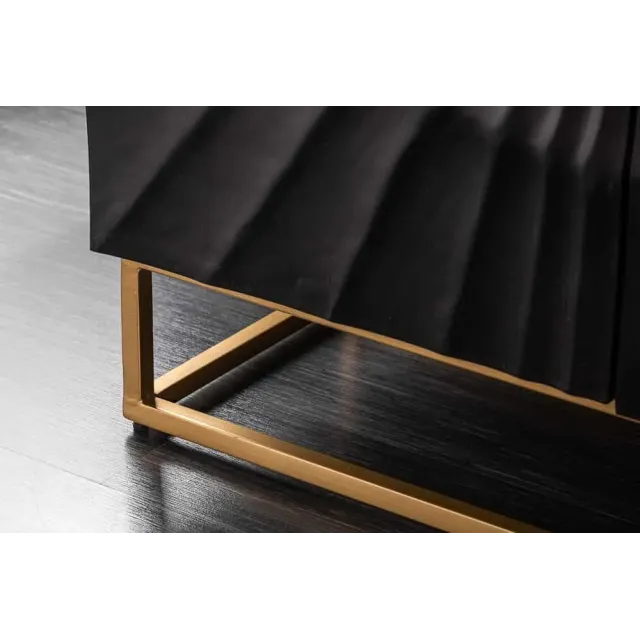 Buffet SCORPION 140 cm – Bois massif de manguier noir, sculpté à la main, piètement doré