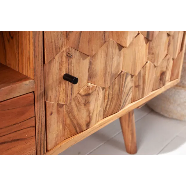 Meuble TV en bois massif d’acacia MYSTIC salon – 140 cm, finition naturelle avec surface 3D artisanale Meuble TV en bois massif d’acacia MYSTIC salon – 140 cm, finition naturelle avec surface 3D artisanale