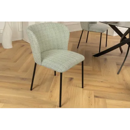 Chaise design LYON – Tissu bouclé à carreaux vert et rose, pieds en métal noir, style rétro revisité