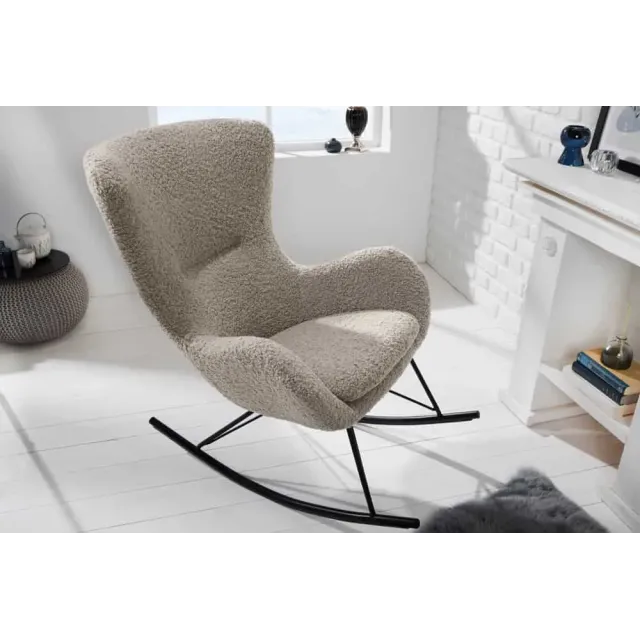 Fauteuil à bascule design scandinave – Tissu bouclé champagner greige, structure en métal noir