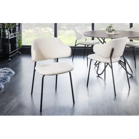 Chaise design VOGUE – Revêtement bouclé blanc & pieds noirs | Élégance moderne & confort