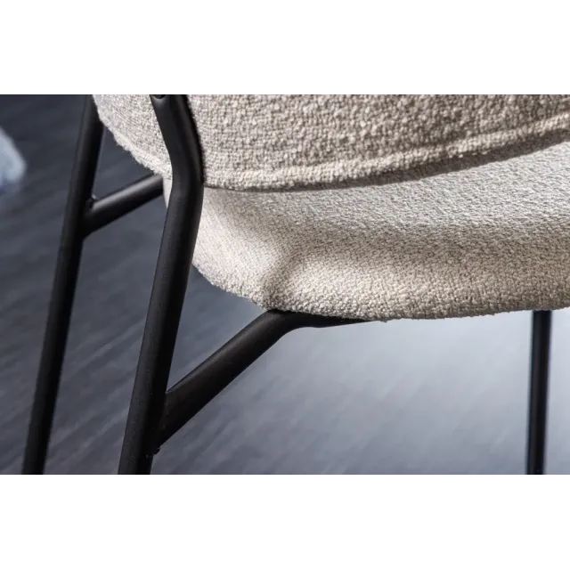 Chaise design VOGUE – Bouclé greige & pieds en métal noir mat | Élégance contemporaine et confort