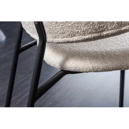 Chaise design VOGUE – Bouclé greige & pieds en métal noir mat | Élégance contemporaine et confort