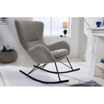 Fauteuil à bascule design scandinave  – Tissu bouclé gris clair & pieds métal noir | Élégance nordique et confort relaxant 2