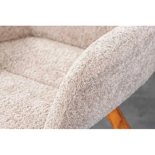 Chaise design BALTIC pivotante – Tissu bouclé beige & pieds en chêne naturel | Élégance nordique & confort moderne