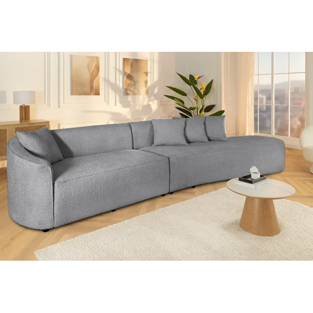 Canapé XXL ATELIER L 330 cm en tissu bouclé gris – Grand sofa moderne 4 places avec coussins inclus Canapé XXL ATELIER L 330 cm en tissu bouclé gris – Grand sofa moderne 4 places avec coussins inclus