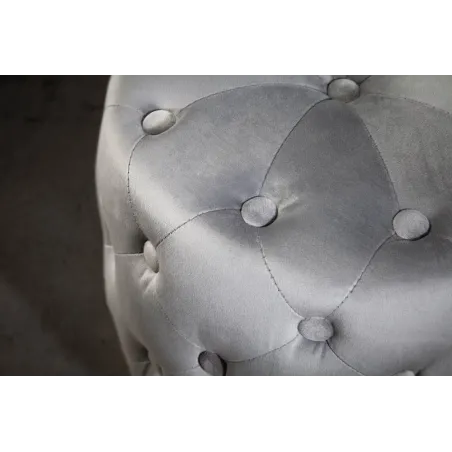 Pouf design baroque moderne – Velours gris clair & base dorée – 37 cm