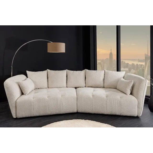 Canapé XXL ROYAL 295 cm – Bouclé champagne beige avec coussins, assise à ressorts et design moderne Canapé XXL ROYAL 295 cm – Bouclé champagne beige avec coussins, assise à ressorts et design moderne