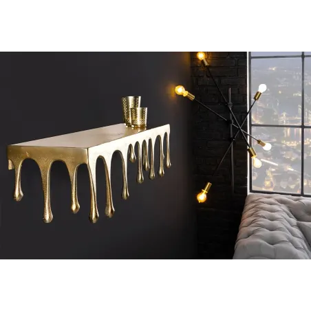 Étagère murale LIQUID LINE 60 cm – Métal doré antique, design sculptural façon goutte, fabrication artisanale