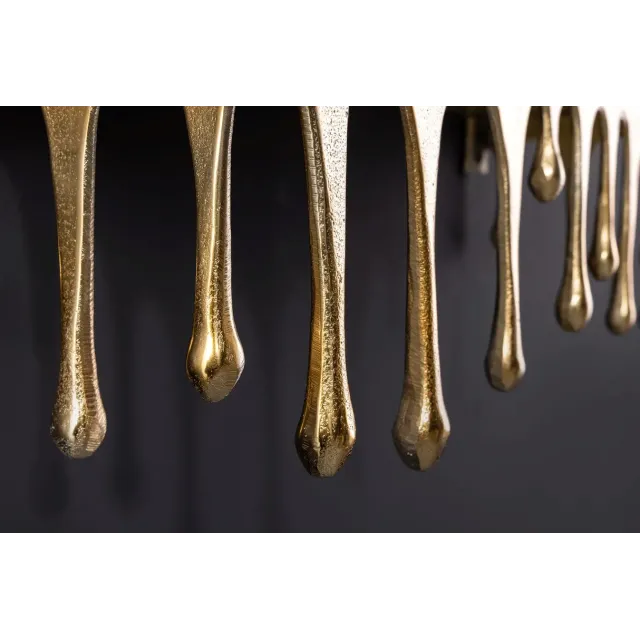 Étagère murale LIQUID LINE 60 cm – Métal doré antique, design sculptural façon goutte, fabrication artisanale Étagère murale LIQUID LINE 60 cm – Métal doré antique, design sculptural façon goutte, fabrication artisanale