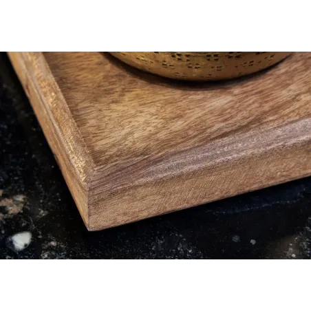 Set de décoration ORIENT – 3 coupelles dorées avec plateau en bois massif de manguier, design martelé fait main