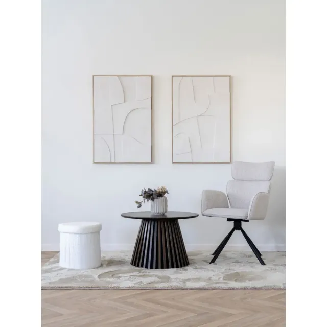 Chaise de salle à manger pivotante en tissu sand avec pieds noirs/ Elsines