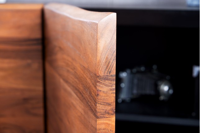 Buffet bas ORGANIC ARTWORK 180cm acacia massif