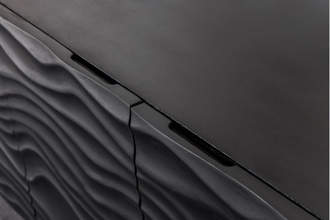 Buffet bas WAVE 160cm manguier noir pieds dorés