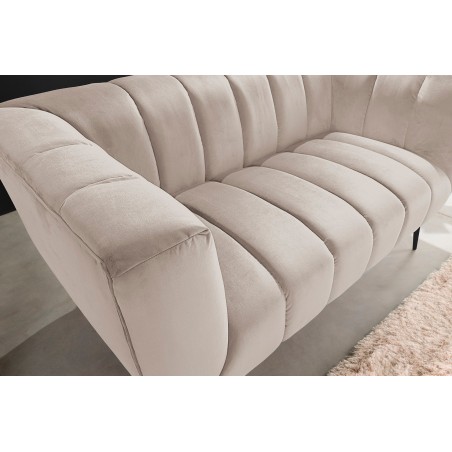 Canapé NOBLESSE 2 places velours champagne pieds noirs