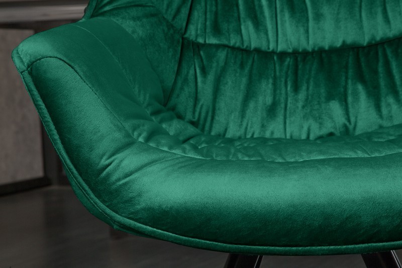 Chaise design scandinave de salle à manger coloris vert émeraude en microfibre avec piétement en métal Chaise design scandinave de salle à manger coloris vert émeraude en microfibre avec piétement en métal
