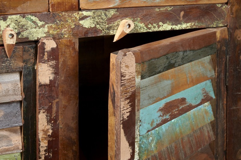 Bahut design industriel en bois massif recyclé