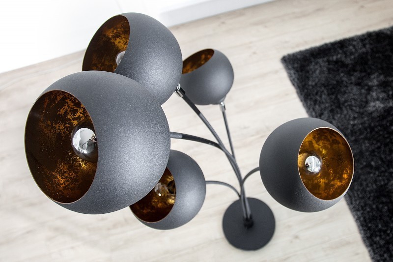 Lampadaire design en métal coloris or noir 170cm
