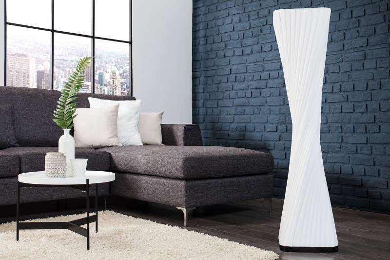 Lampadaire ovale 120 cm en tissu de latex plissé coloris blanc