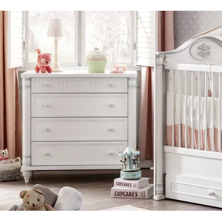 Commode blanche 4 tiroirs  style classique 2