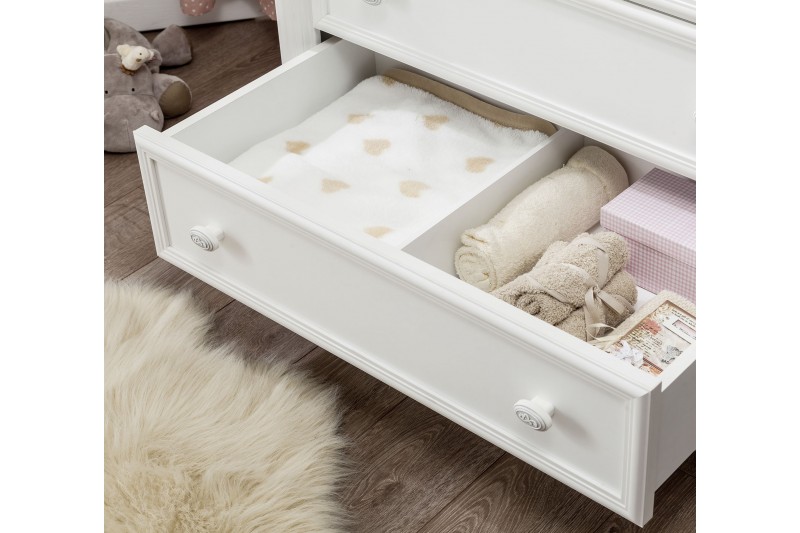 Commode blanche 4 tiroirs  style classique