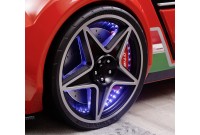Lit voiture design pour enfant  rouge laquée avec LED
