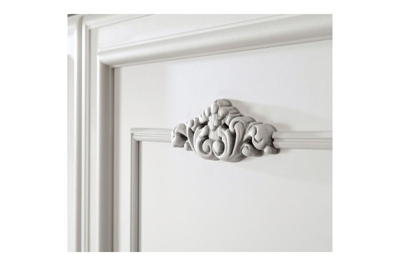 Armoire blanche style classique à 2 portes ouvrantes