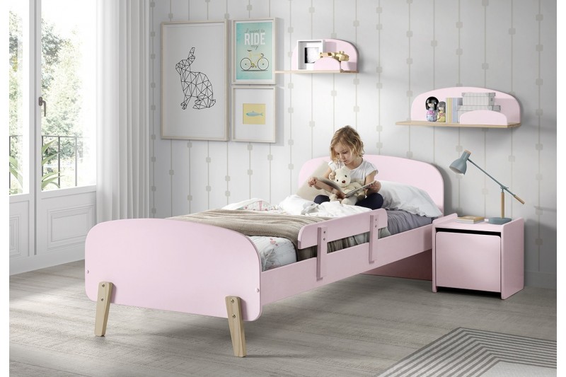 lit d'enfant avec barrière coloris rose
