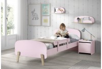 Chambre d'enfant design scandinave rose